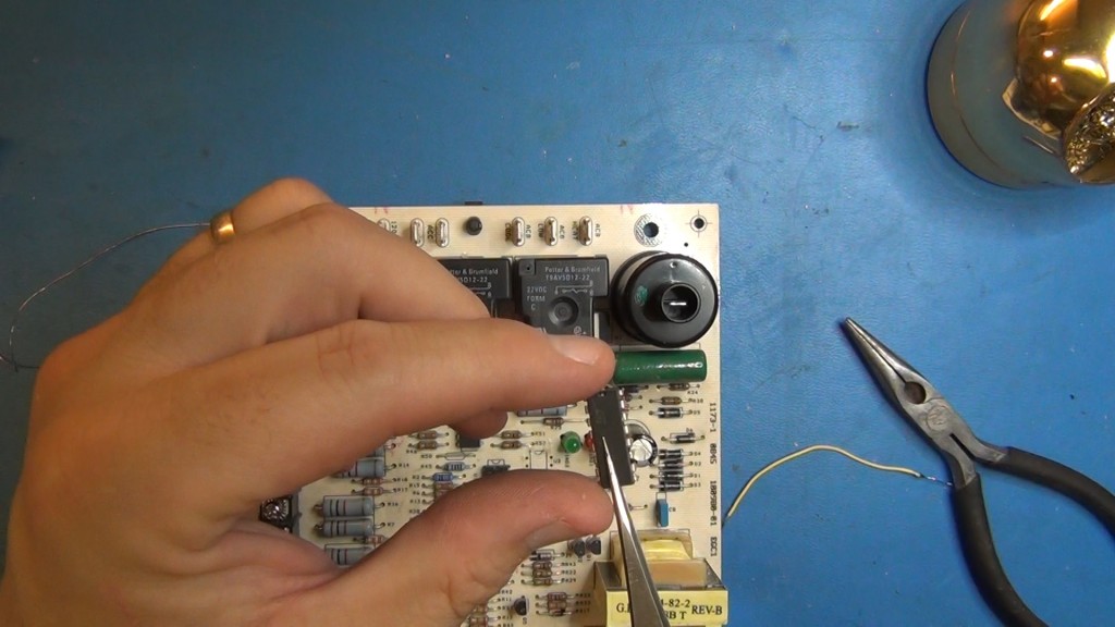 » Blog Archive » Repair HVAC blower motor failure.Still025